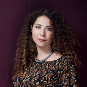 马哈利亚·贝洛 Mahalia Belo照片