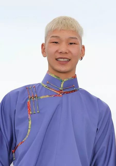 巴特楚吉·乌尔萨伊赫 Battsooj Uurtsaikh照片