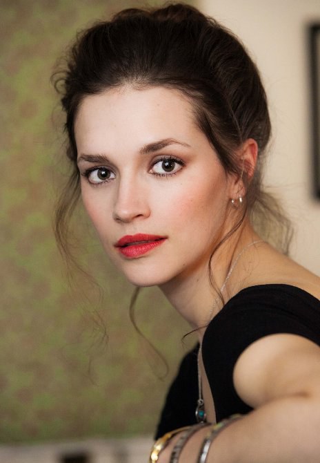 凯丽·科纳佩 Kerry Knuppe照片