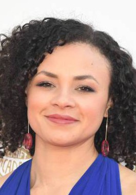 卡莱斯·皮尔 Carlyss Peer照片