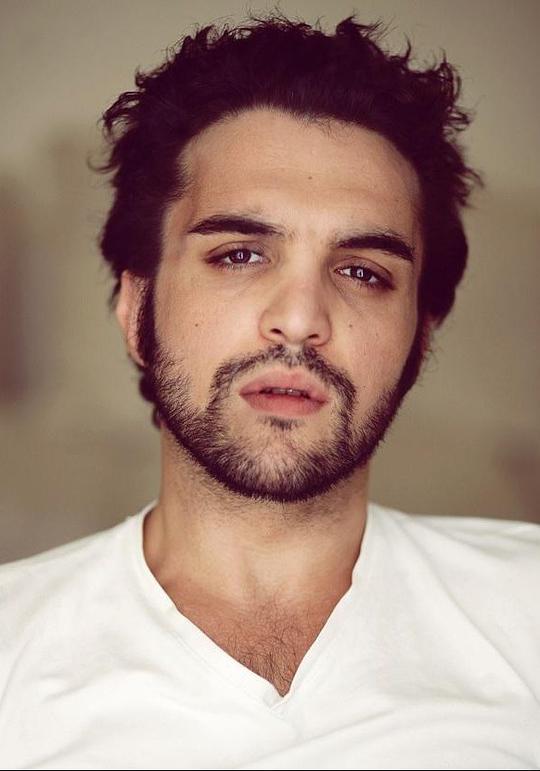 福埃德·阿马拉 Foëd Amara照片