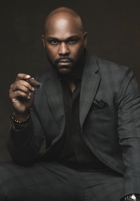 拉瓦尔·维尔 LaVar Veale照片