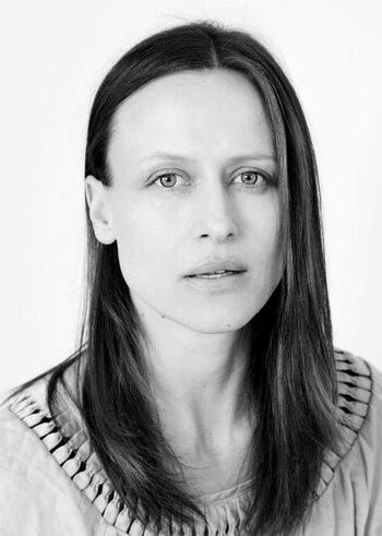 基莉·福赛思 Keeley Forsyth照片