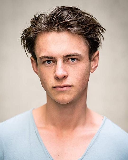 本·拉德克利夫 Ben Radcliffe照片