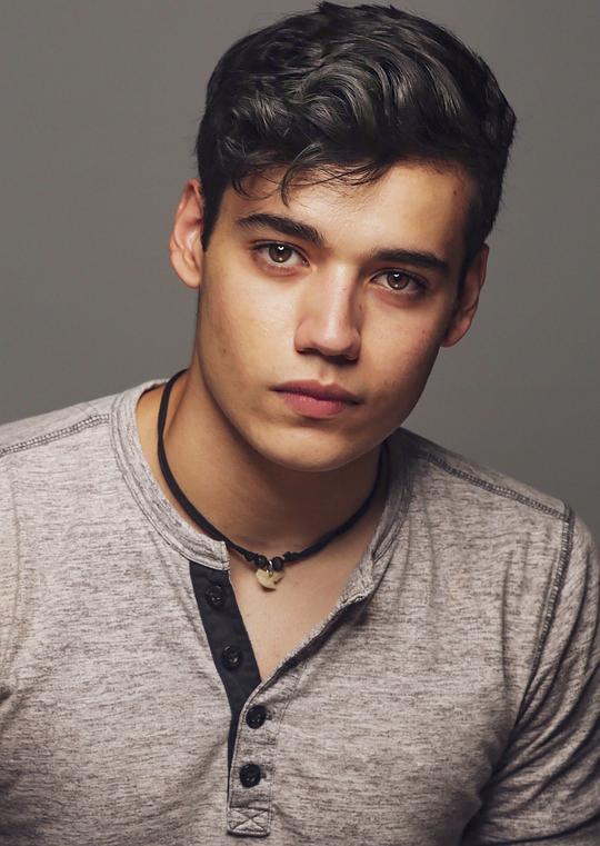 亚历杭德罗·阿卡拉 Alejandro Akara照片