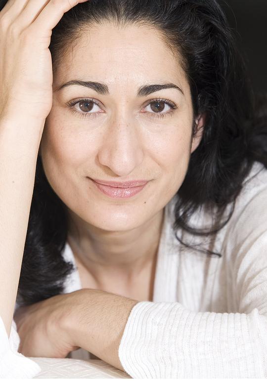 布里吉塔·罗伊 Bridgitta Roy照片