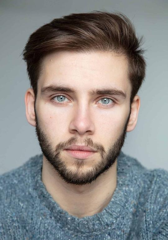 本尼迪克特·兰兹伯特-努恩 Benedict Landsbert-Noon照片