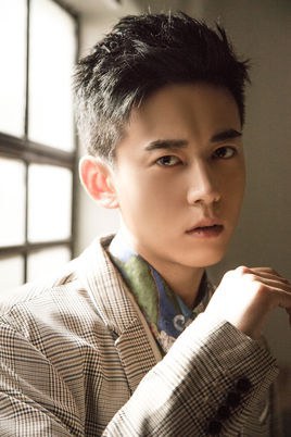 罗鹏 Peng Luo照片