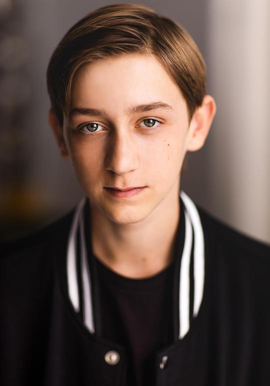 卡梅隆·尼科尔 Cameron Nicoll照片