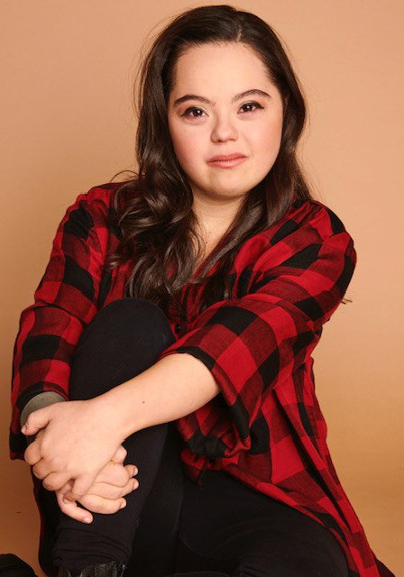 麦迪逊·特夫林 Madison Tevlin照片