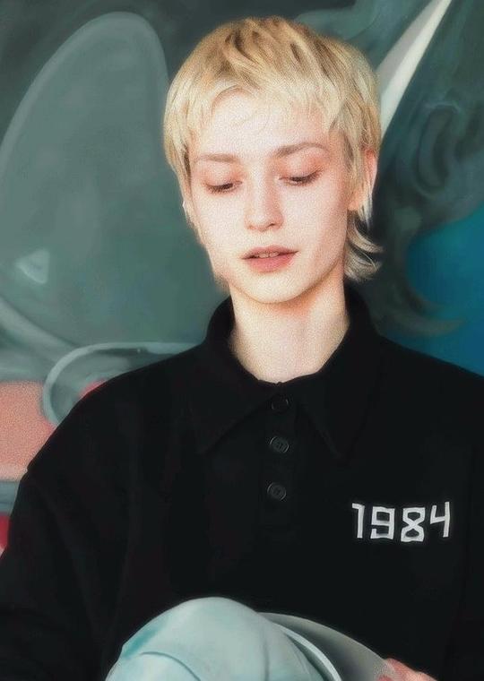 艾林·沙采克 Alin Szewczyk照片