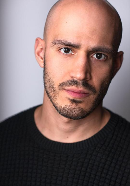 塞巴斯蒂安·阿罗约 Sebastian Arroyo照片