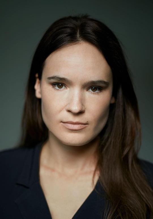 艾伦·帕伦 Ellen Parren照片