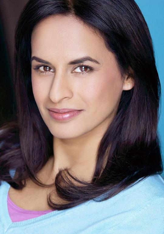 桑吉塔·怀利 Sangeeta Wylie照片