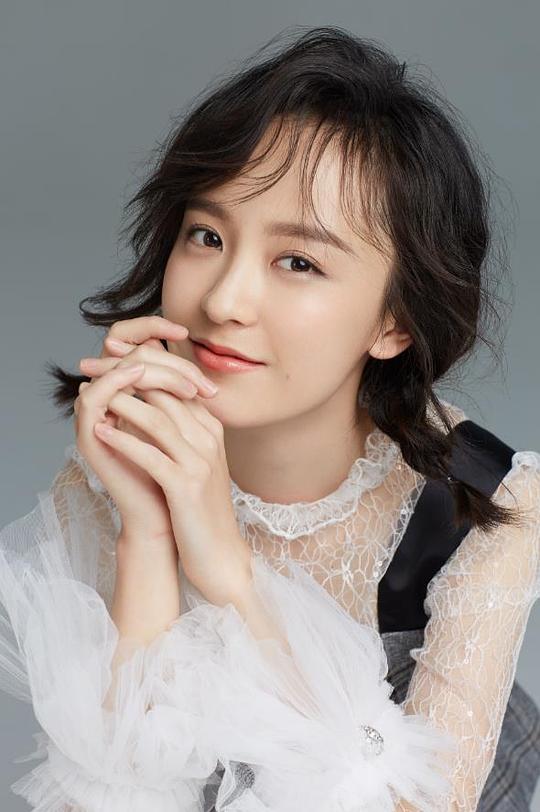 王歆霆 Xinting Wang照片