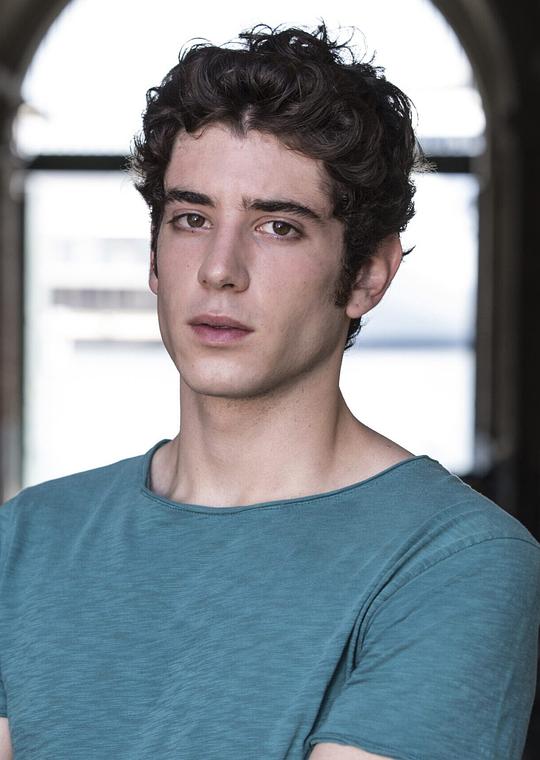 尼古拉斯·莫帕斯 Nicolas Maupas照片