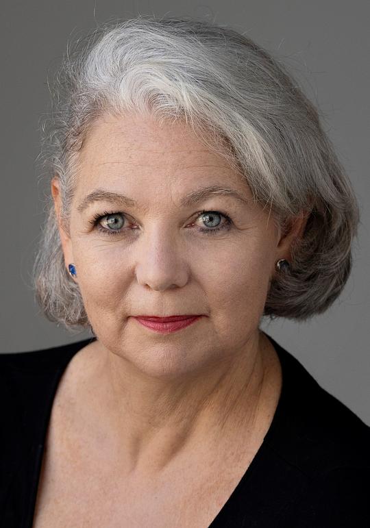 丹妮丝·麦克尼 Denise McNee照片