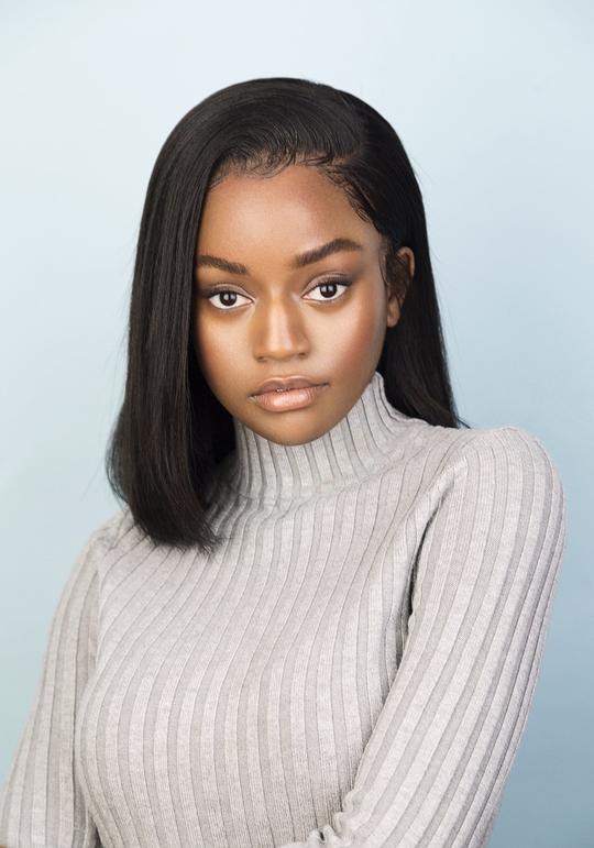 乔丹-阿曼达·霍尔 Jordan-Amanda Hall照片