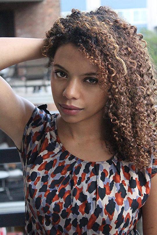 塔拉·帕切科 Tara Pacheco照片