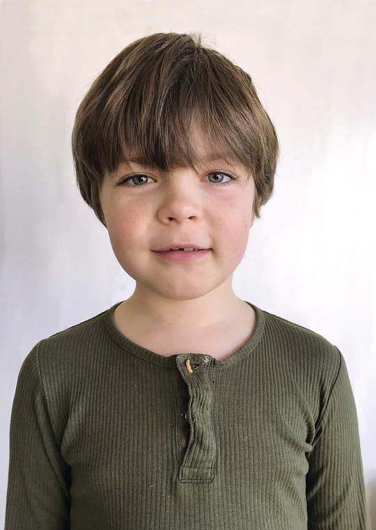 马里乌斯·丹斯列夫 Marius Damslev照片