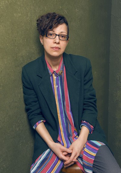 伊琳卡·卡卢加亚努 Ilinca Calugareanu照片