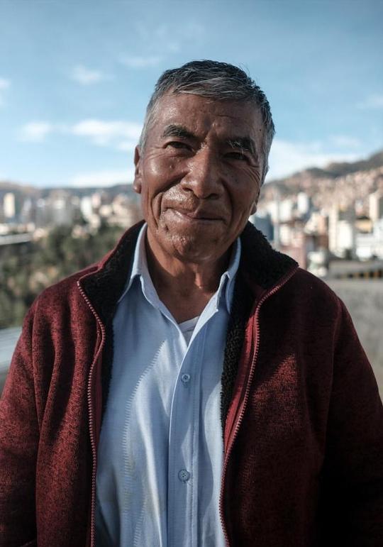 何塞·卡尔西纳 José Calcina照片