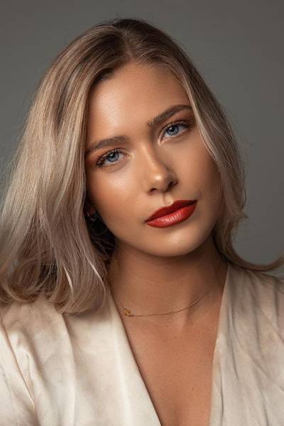 罗斯·里德 Rose Reid照片