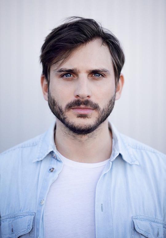 费利克斯·博尔德 Felix Bold照片