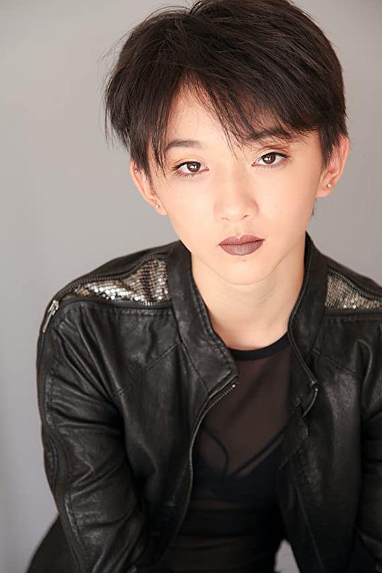 卡尔霍恩·科尼格 Calhoun Koenig照片