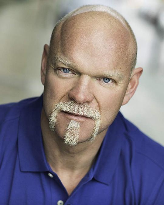 马格努斯·萨缪尔森 Magnus Samuelsson照片