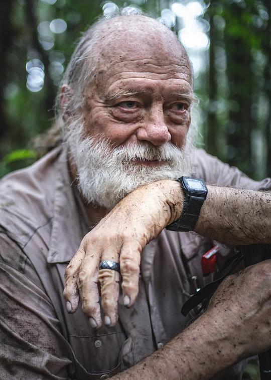 D·布鲁斯·米恩斯 D. Bruce Means照片