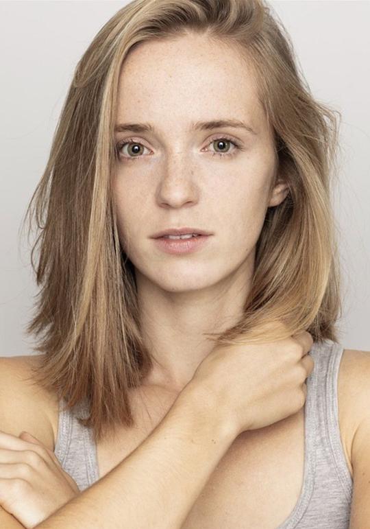 罗克珊·阿纳尔 Roxane Arnal照片