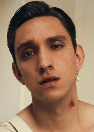 奥利弗·西姆 Oliver Sim照片