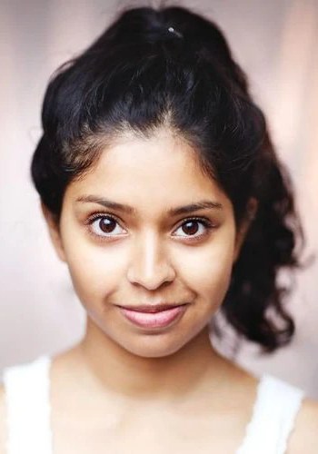 阿努什卡·查克拉瓦蒂 Anushka Chakravarti照片