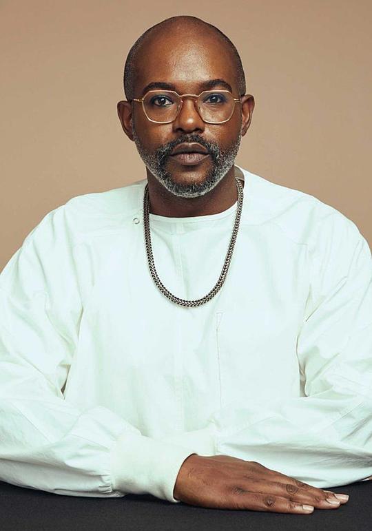 艾利根斯·布拉顿 Elegance Bratton照片