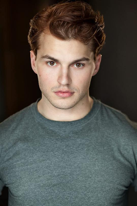 山姆·罗伯特·缪克 Sam Robert Muik照片