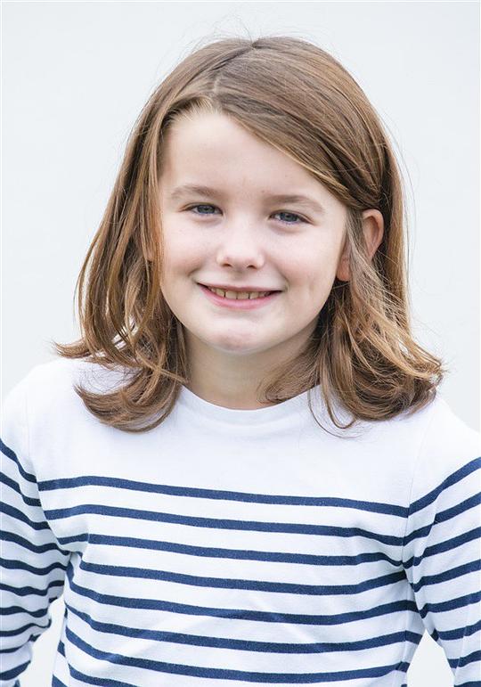 巴西莱·维奥莉特 Basile Violette照片