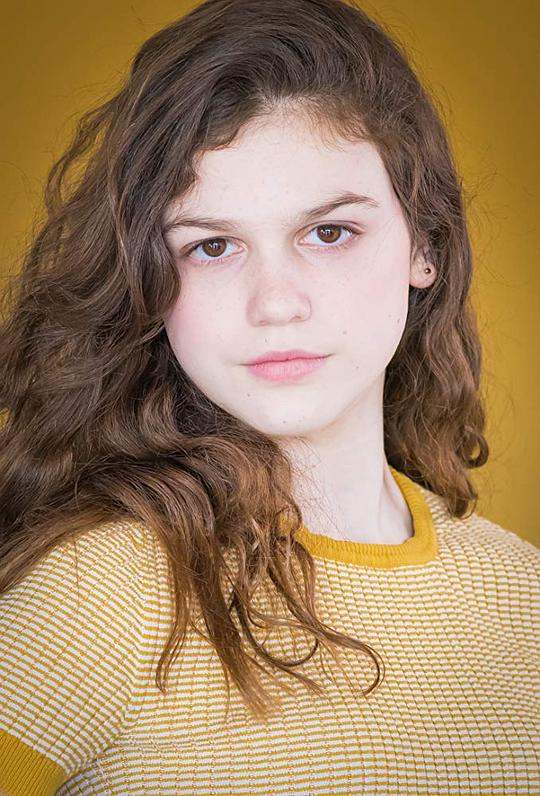 克莱奥·弗雷泽 Cleo Fraser照片