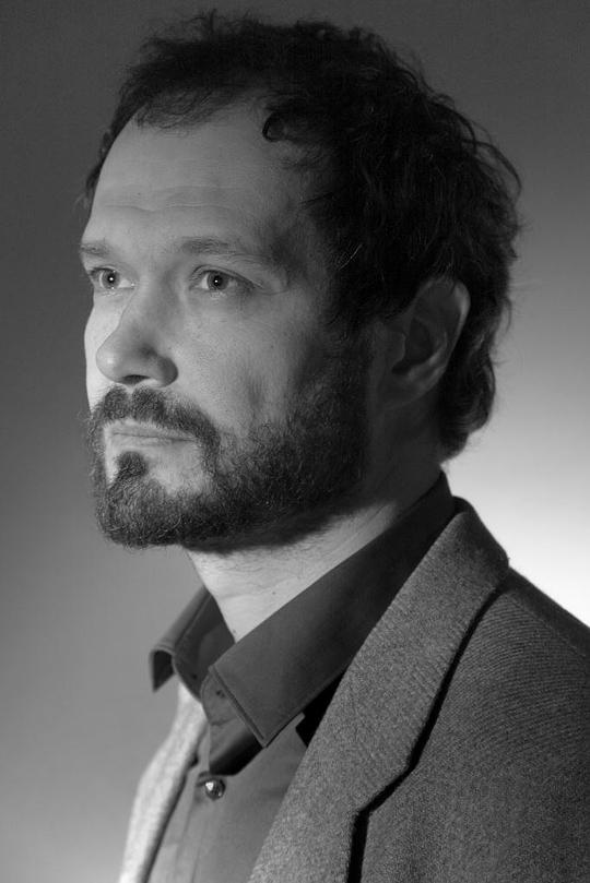 马特·塔尼尔 Mart Taniel照片