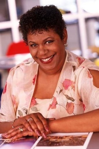 马塞拉·洛维里 Marcella Lowery照片