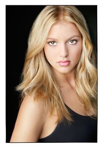 安琪琳·阿佩尔 Angeline Appel照片