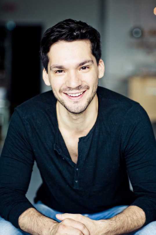 维克多·安德雷斯·特根-特雷莱斯 Victor Andres Turgeon-Trelles照片