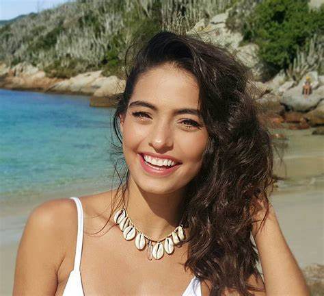 辛瑟雅·赛奈克 Cynthia Senek照片