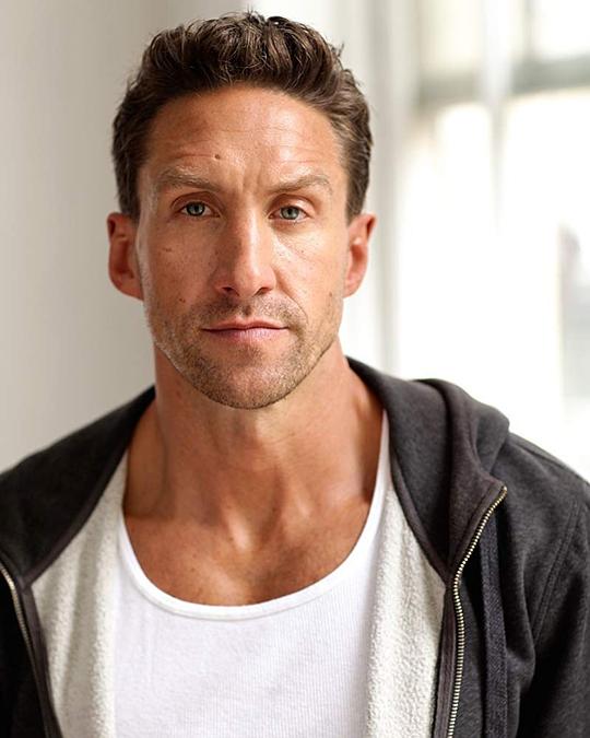 法龙·索尔兹伯里 Faron Salisbury照片