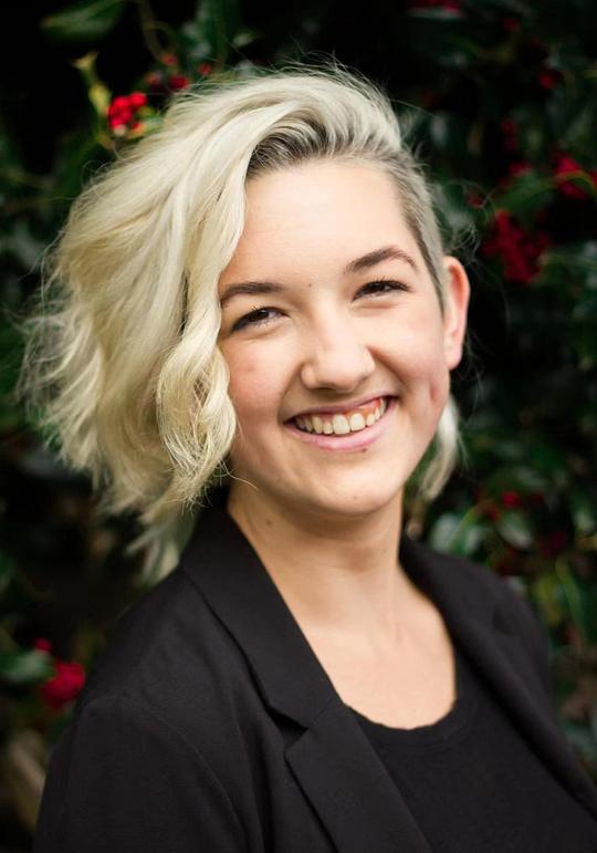 海登·妲维奥 Hayden Daviau照片