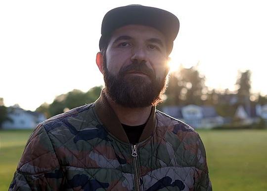 弗洛伊德·拉斯 Floyd Russ照片