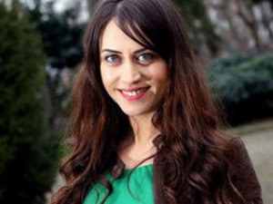 塞伦·厄兹蒂尔克 Selen Öztürk照片