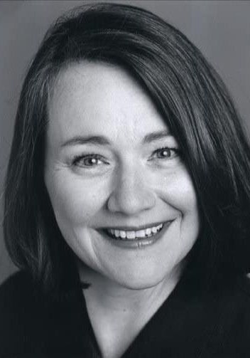 安·玛丽·霍尔 Ann Marie Hall照片