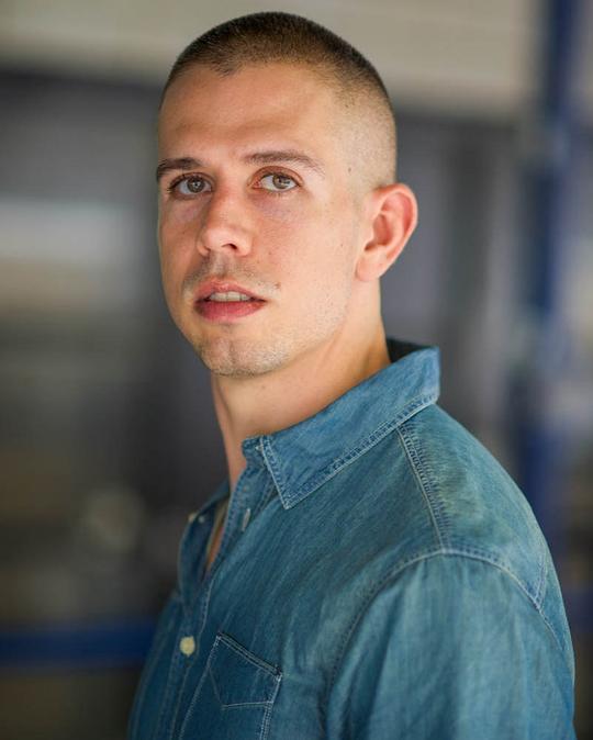 斯蒂芬·卡勒姆 Stephen Karam照片