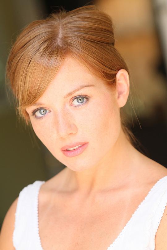 娜塔莉·布里顿 Natalie Britton照片